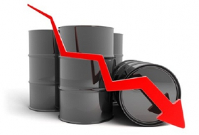Azerbaijani oil price drops