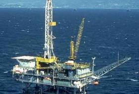 SOCAR starts drilling well from new platform at Oil Rocks field