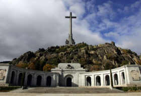 Spanish parliament approves motion to exhume Franco’s remains
