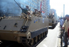 US `to suspend Egypt military aid` over crackdown