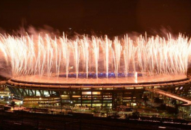 Rio Olympics 2016: Spectacular closing ceremony as Olympic flag goes to Tokyo