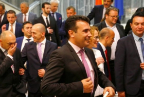 Macedonian MPs vote in new government after deadlock