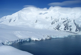 Antarctica Added 300 Trillion Liters of Water to Oceans Since 2009, Courtesy Global Warming