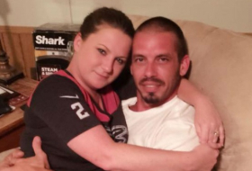 This woman breastfeeds her 36-year-old boyfriend 