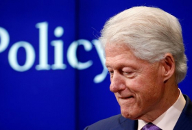 Bill Clinton warns US and Britain face an 'identity crisis' amid nationalist surge