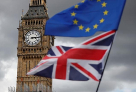 In Brexit poker, clock narrows transition options