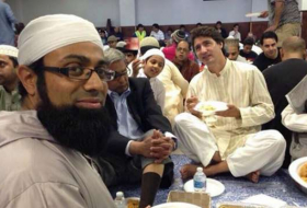 Video shows Canadian PM Trudeau praying with Muslims at mosque