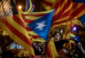 Spain suspends Catalan parliament as it was due to declare independence