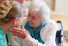 Dementia loved ones `benefit from visits`