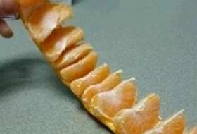 New way to peel oranges that saves you time and energy