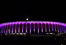 Buildings in US are lit up in purple in honor of Prince