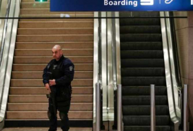 Orly airport: Attacker phoned father to say 'I screwed up'