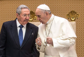 President Obama Talked to Raul Castro About Pope