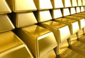 Gold prices climb with dollar falling