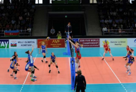 Azerbaijan women`s volleyball team trounce Israel 3-0