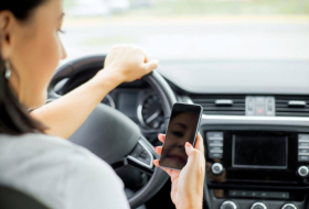 Women drivers 'less likely to be distracted than men'