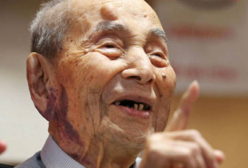 World`s oldest man says: Enjoy everything, but don`t overdo