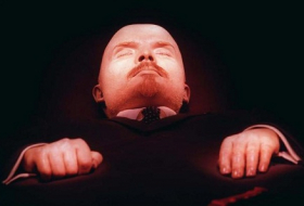 Still a mistery: What really killed Lenin ?
