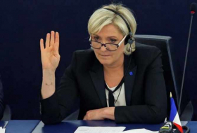 Clashes at French far-right leader Le Pen rally in Corsica