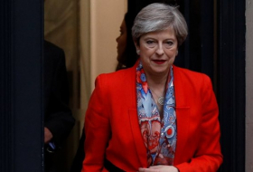May reaches deal with DUP to form government after shock election result