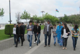 Baku students launch landscape design Project