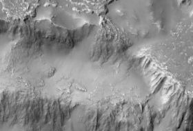Nasa releases image of 'Niagara Falls of lava' on Mars
