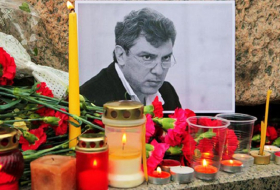 Interpol lists Russian politician Nemtsov