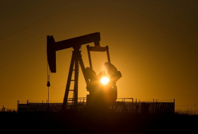 Azerbaijan gets 7.3% decline in oil production