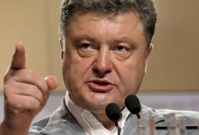 Ukraine`s Poroshenko tells army not to give up Donetsk airport