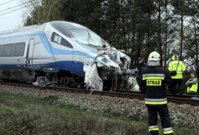 Train collides with truck in South Poland, 18 people injured – Reports
