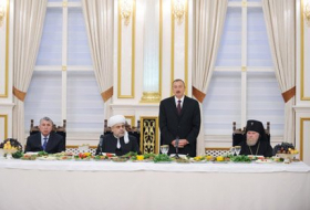 President Ilham Aliyev attends Iftar party