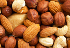 Eating nuts `may prolong life`