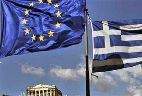 Greek public debt climbs to €326.4 billion