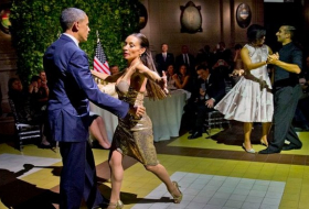 President Obama invited to tango in Argentina - VIDEO