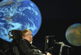 Earth could be ball of fire in 600 years, says Stephen Hawking
