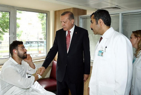Erdogan visits blast victims in Istanbul