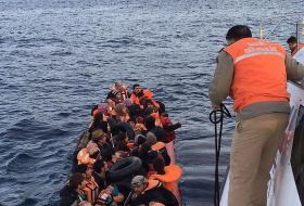 Coast guards rescue 126 refugees off western Turkey