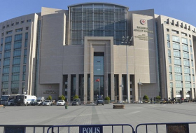 Police raid Istanbul courts under FETO probe 