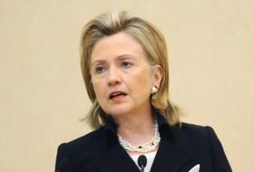 Hillary Clinton aides worried about private email use in 2011