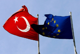 Sweden `supports Turkey`s EU membership`   
