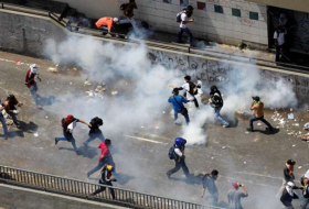 One youth dead, over 160 people injured in Venezuela clashes