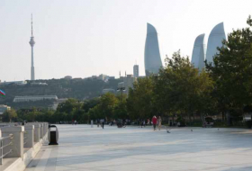 5 reasons why you have to visit the Baku Boulevard