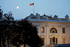 Intruder Arrested on White House Grounds After Jumping Fence